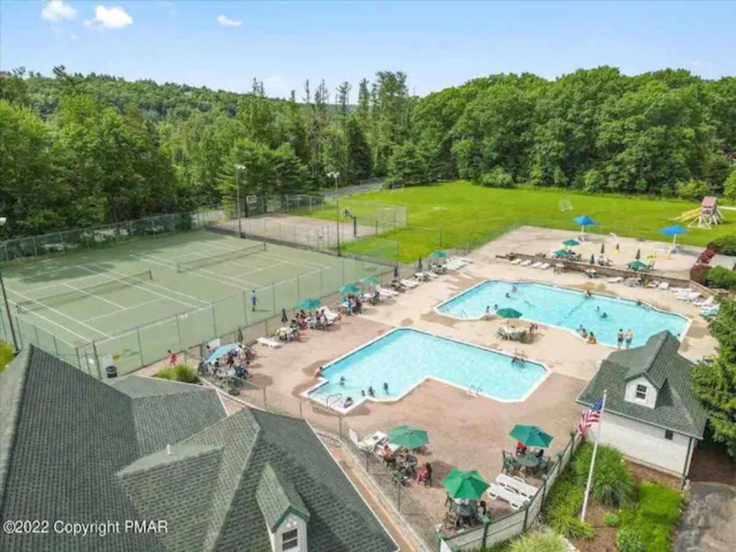 Hot Tub-king Suite-fenced Yard-game Room-fire Pit Сasa de vacaciones *