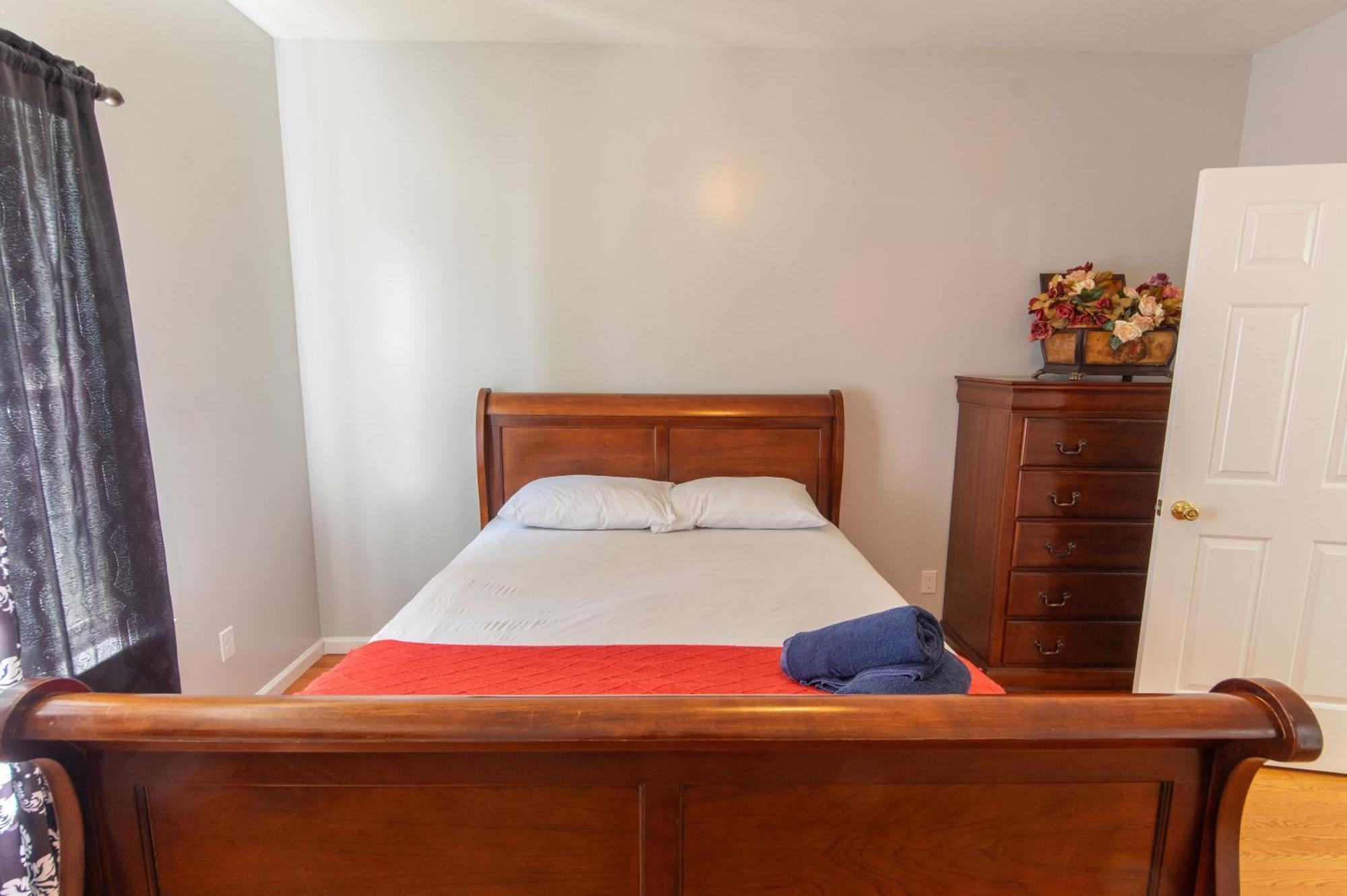Hot Tub-king Suite-fenced Yard-game Room-fire Pit Сasa de vacaciones *