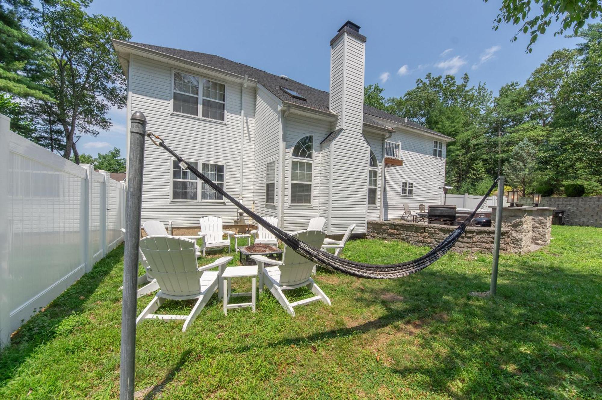 Hot Tub-king Suite-fenced Yard-game Room-fire Pit Сasa de vacaciones *